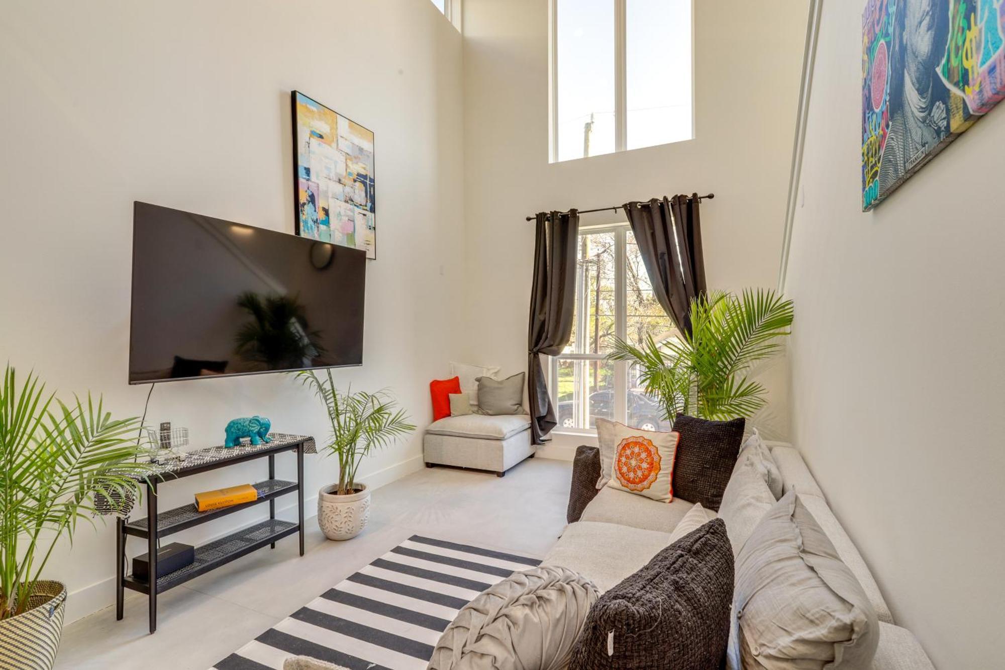 3 Mi To Dtwn Modern Townhome With Yard In ヒューストン エクステリア 写真